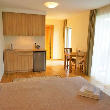 Smelio Vila Apartments Palanga Luaran gambar